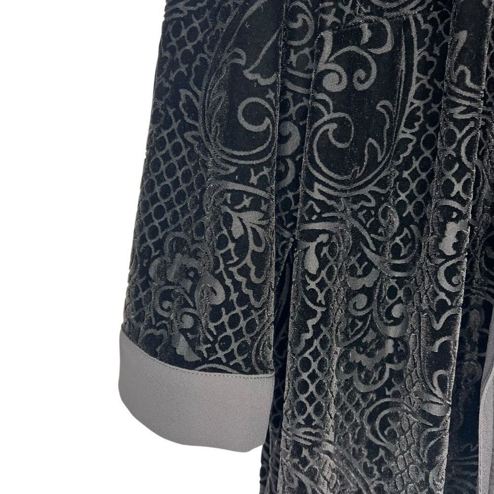 Catherines Black Velvet Robe Womens 2X 22/24 Open Front Kimono Sleeve $70 - Picture 2 of 6